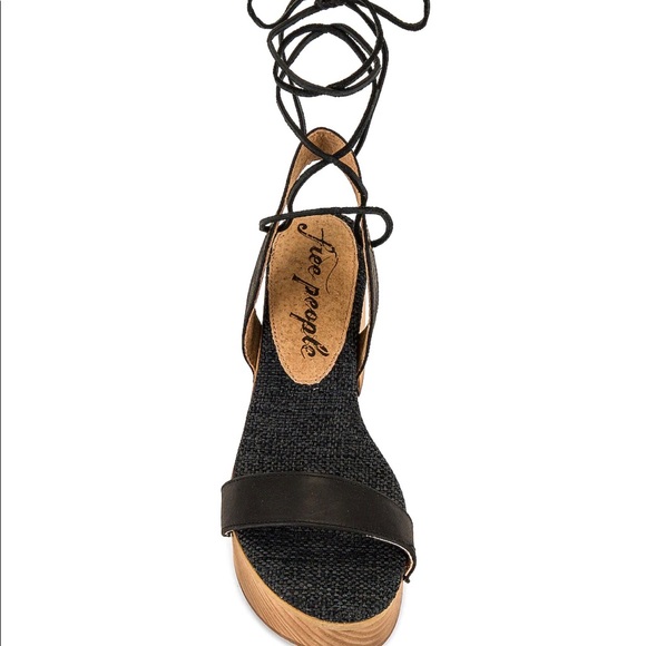 Free People Black Aurora Wrap Leather Clog Size 8 - Picture 6 of 7